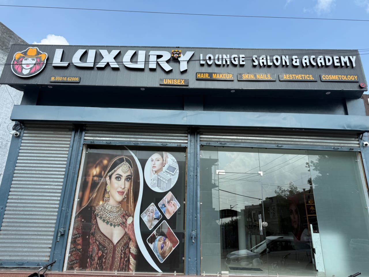 Luxury Lounge Salon & Academy